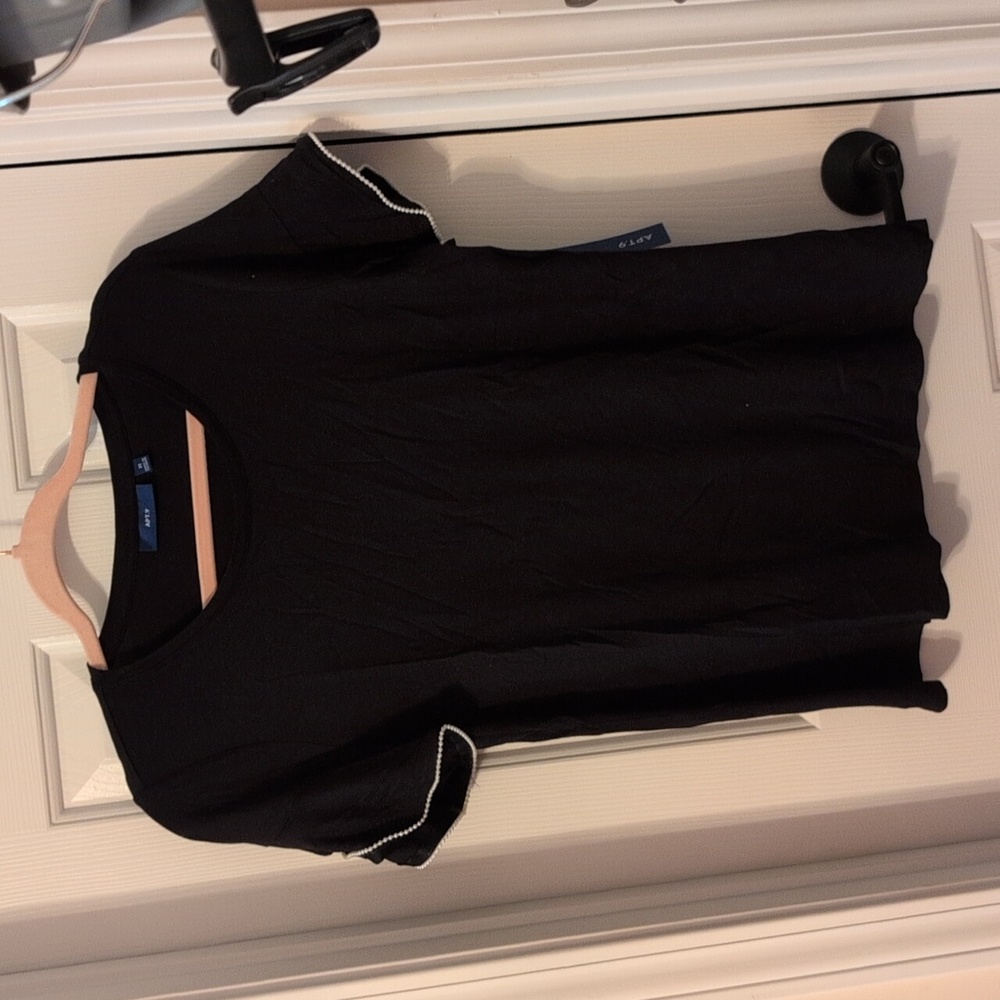 Black Short Sleeve Top Pnk2
